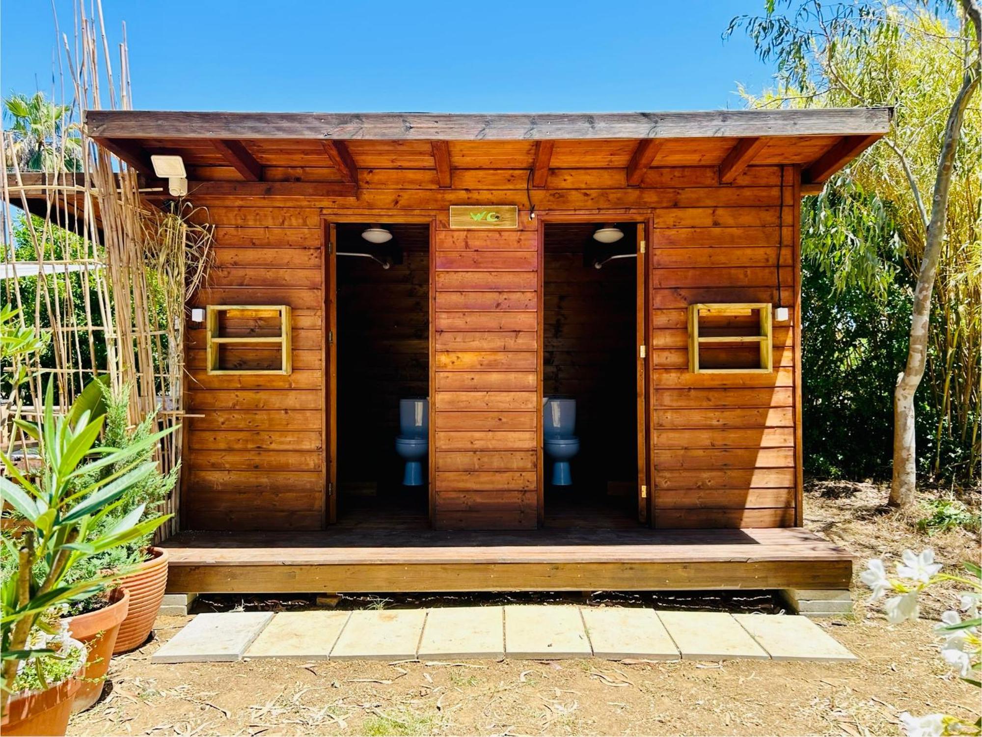 Glamping On Organic Yoga Farm With Natural Swimming Pool Near Beach Moncarapacho Ngoại thất bức ảnh